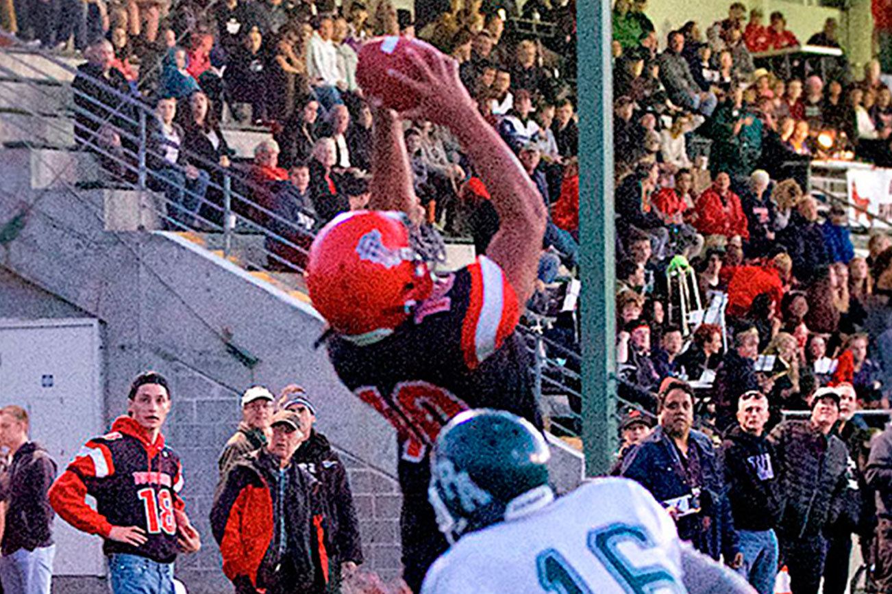 PREP FOOTBALL ROUNDUP: Neah Bay falls to Lummi … and other area recaps