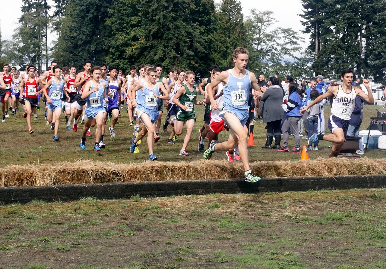 Dave Logan/for Peninsula Daily News Interlake’s Dante Paszkeicz leads the way at the start of the Salt Creek Invitational cross country meet at Salt Creek Recreation Area.