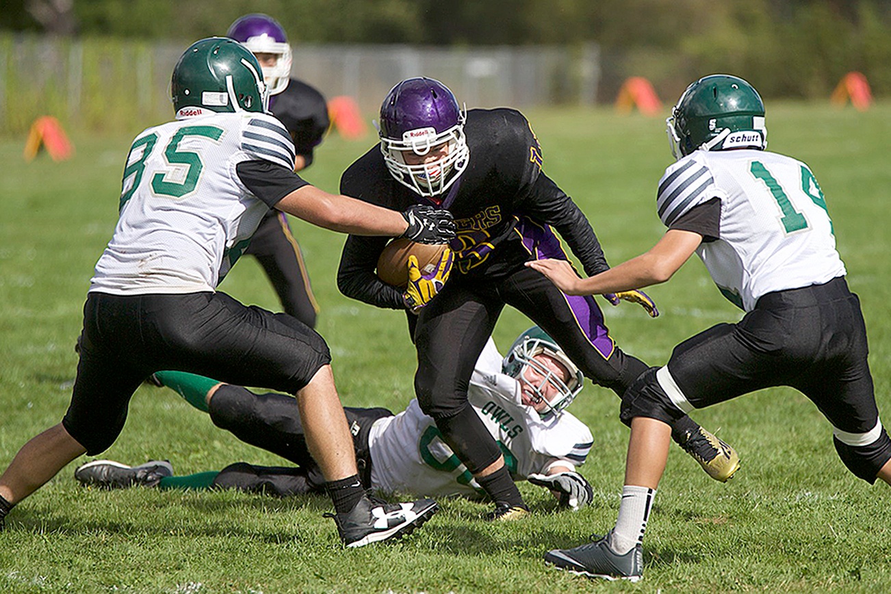 PREP FOOTBALL ROUNDUP: Quilcene blasts Mary M. Knight; Crescent falls