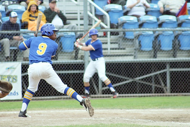 Caitlin Shiffman                                Alex Junior awaits a pitch while playing for the Kitsap BlueJackets during the 2015 West Coast League season. Junior, along with Dylan Vchulek, are the first players signed by the Port Angeles Lefties.