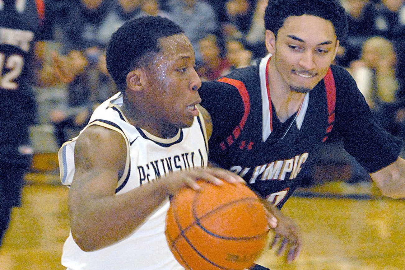 MEN’S BASKETBALL: Team play keeps Peninsula win streak growing