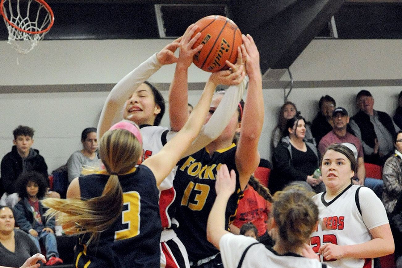 GIRLS BASKETBALL: Neah Bay’s Johnson shoots lights out versus Forks