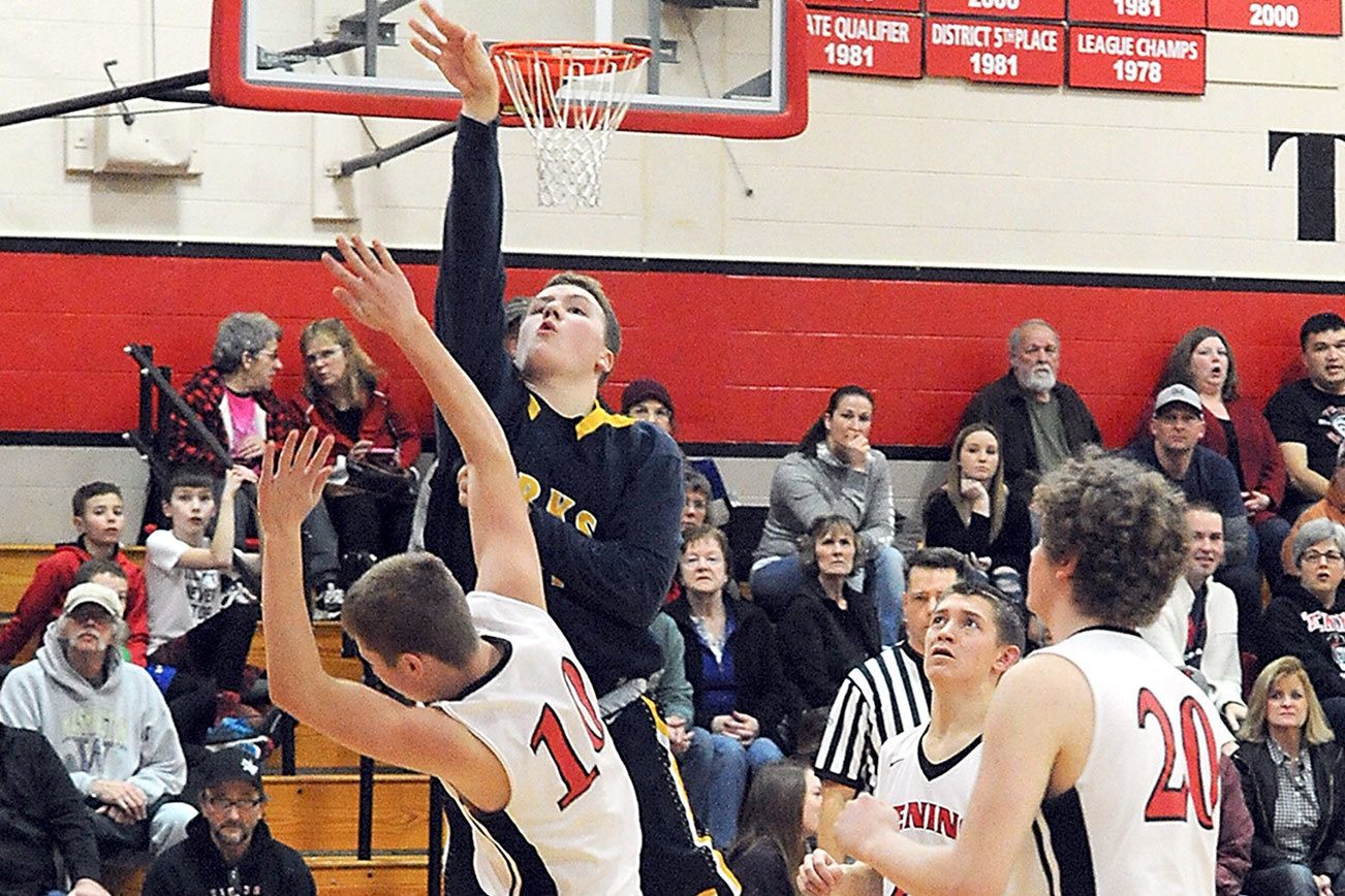 PREP BASKETBALL ROUNDUP: Forks throttles Tenino, earns second seed to playoffs