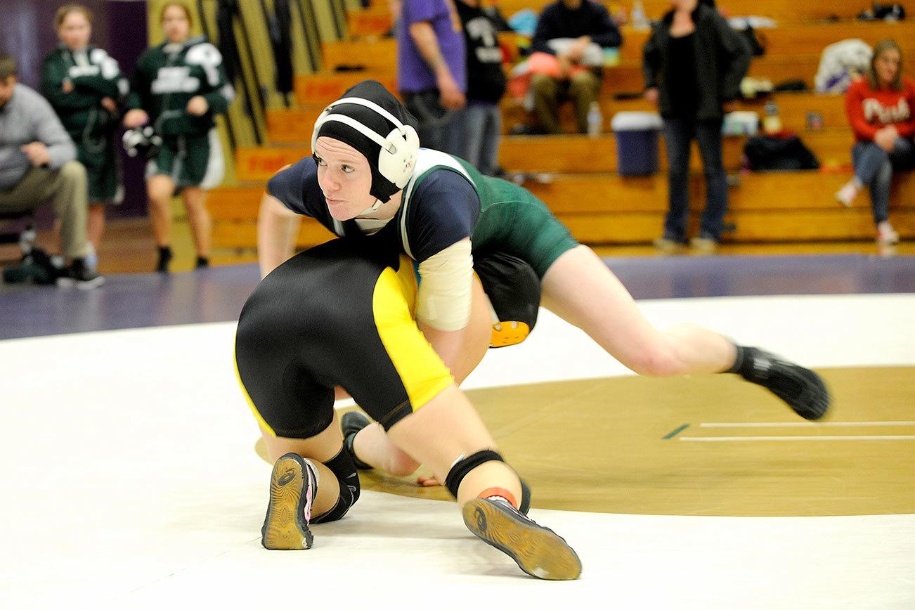 WRESTLING: Port Angeles second, Sequim third at Olympic sub-regionals