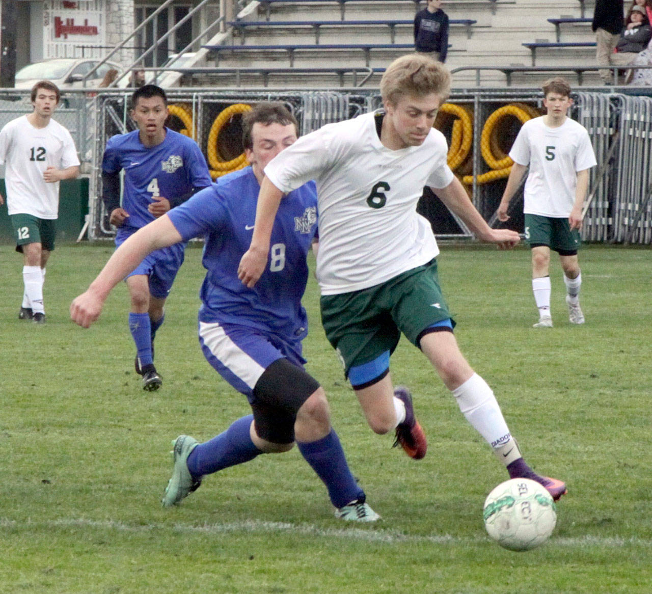 SOCCER: Riders win 6-0 to remain in playoff hunt | Peninsula Daily News