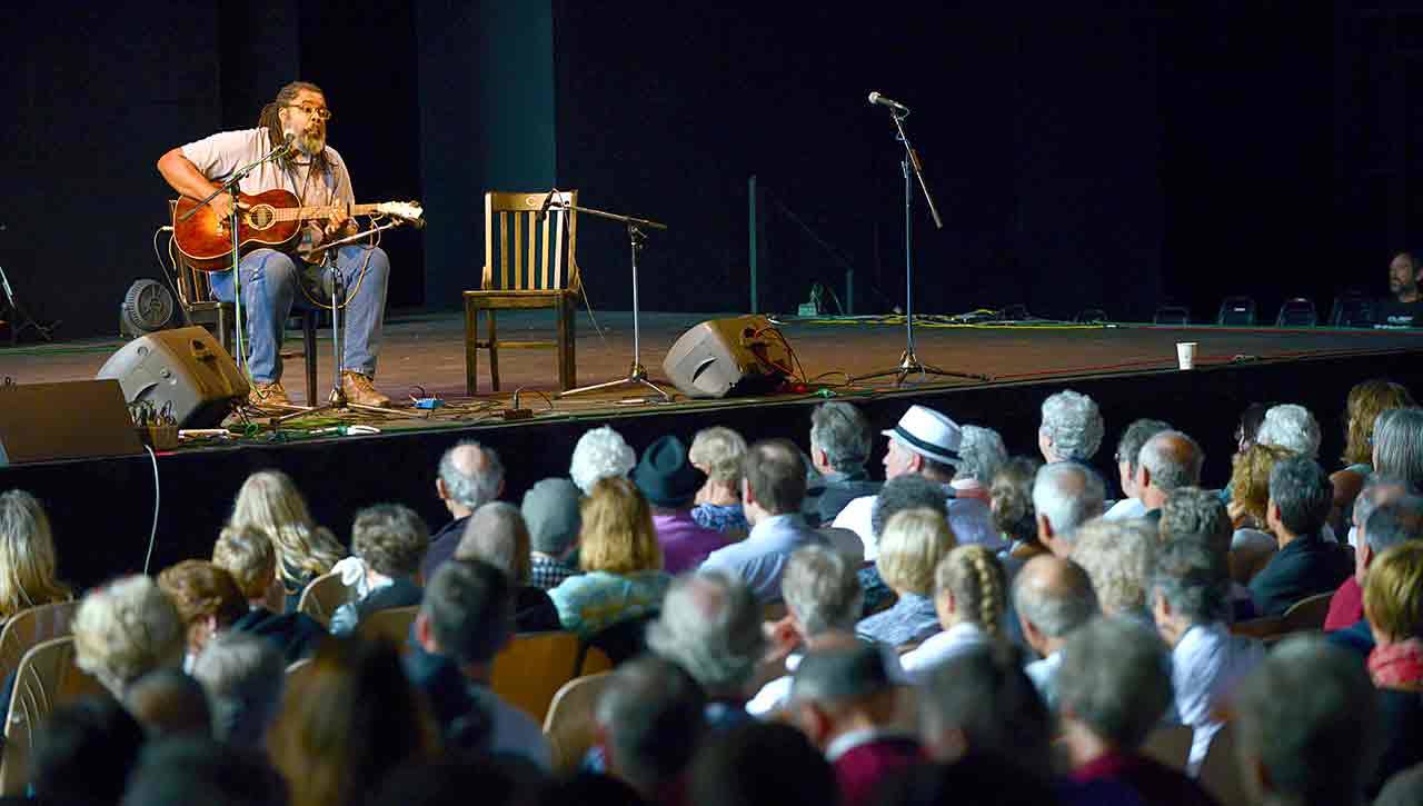 Alvin Youngblood Hart performs at Centrum’s 2016 Acoustic Blues Festival. (Roz Powell)