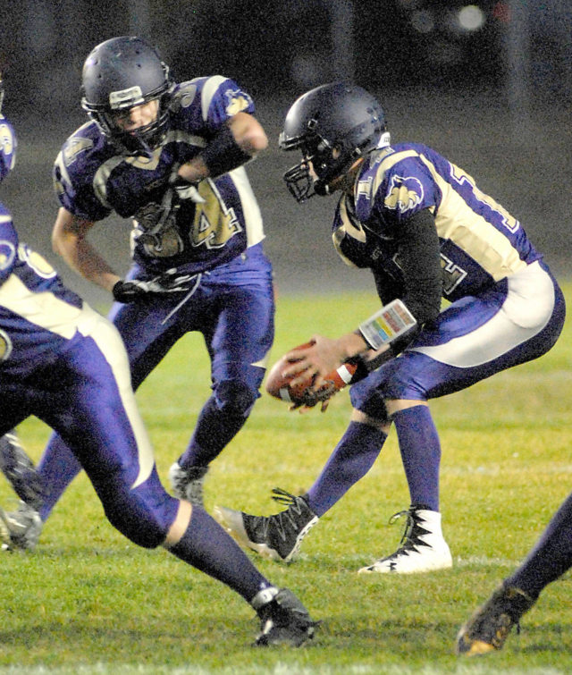 PREP FOOTBALL PREVIEWS: Skilled core returns for Sequim | Peninsula ...