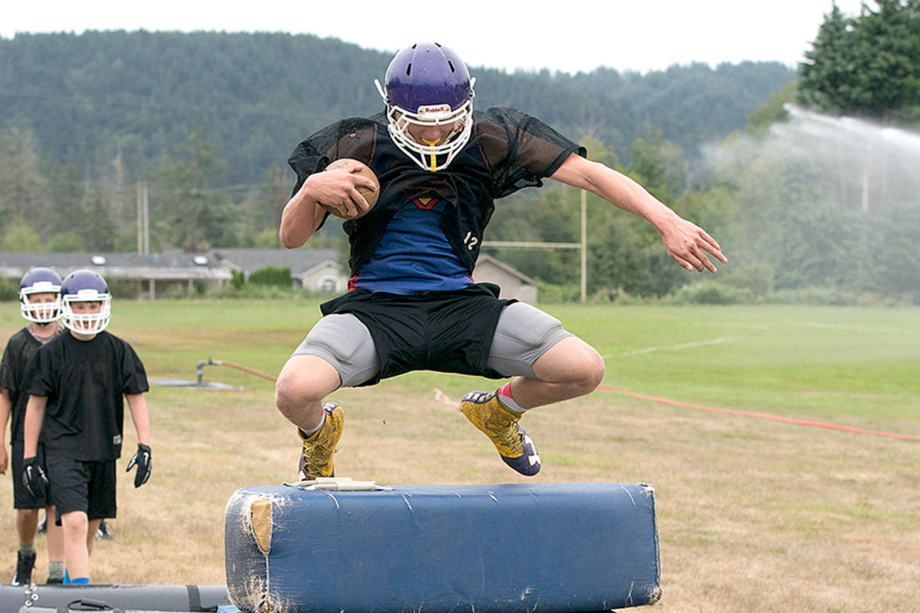 PREP FOOTBALL PREVIEW: Quilcene has size up front, speed in the back