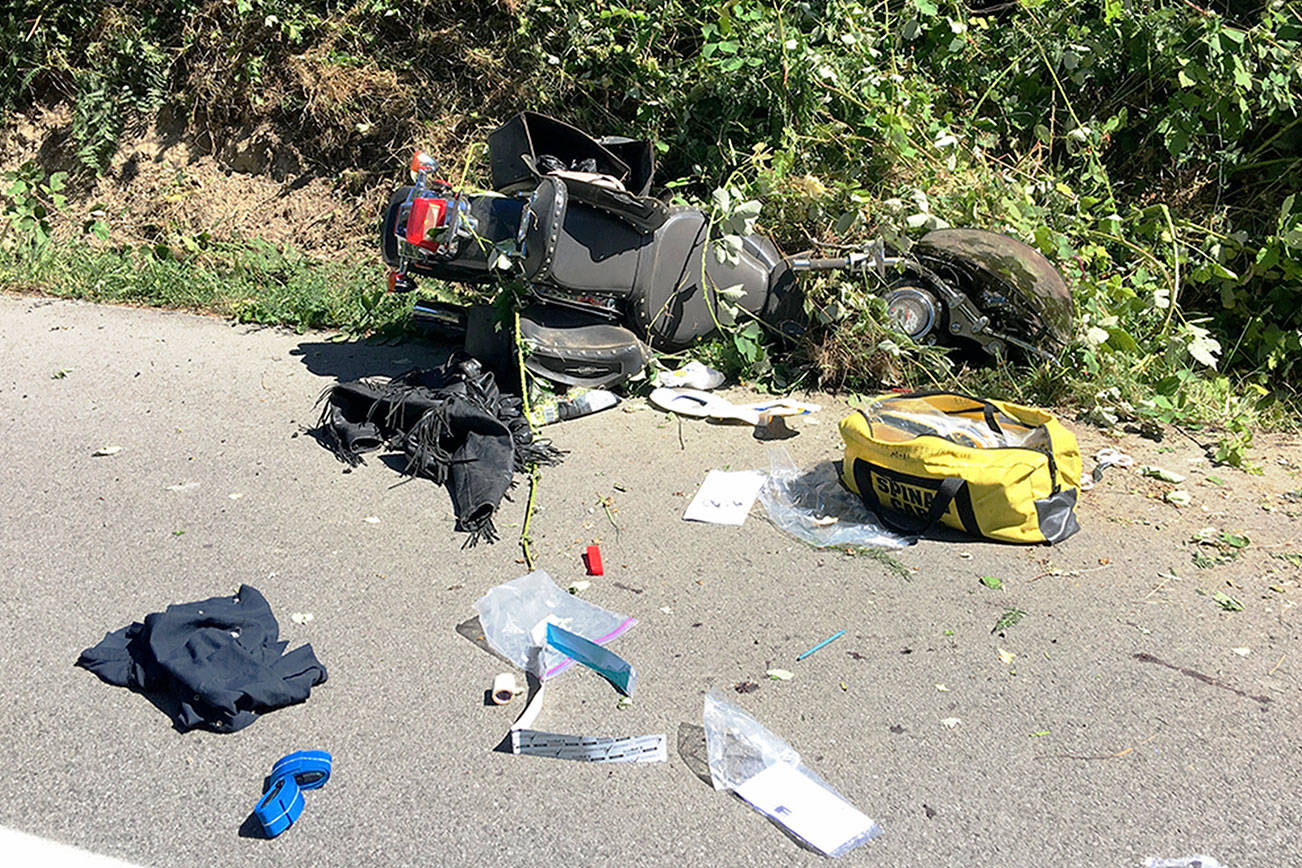 Man dies, woman hurt in motorcycle wreck near Port Townsend