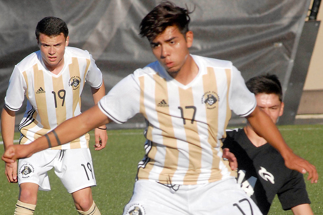 COLLEGE SOCCER PREVIEW: Peninsula men have firepower and tradition