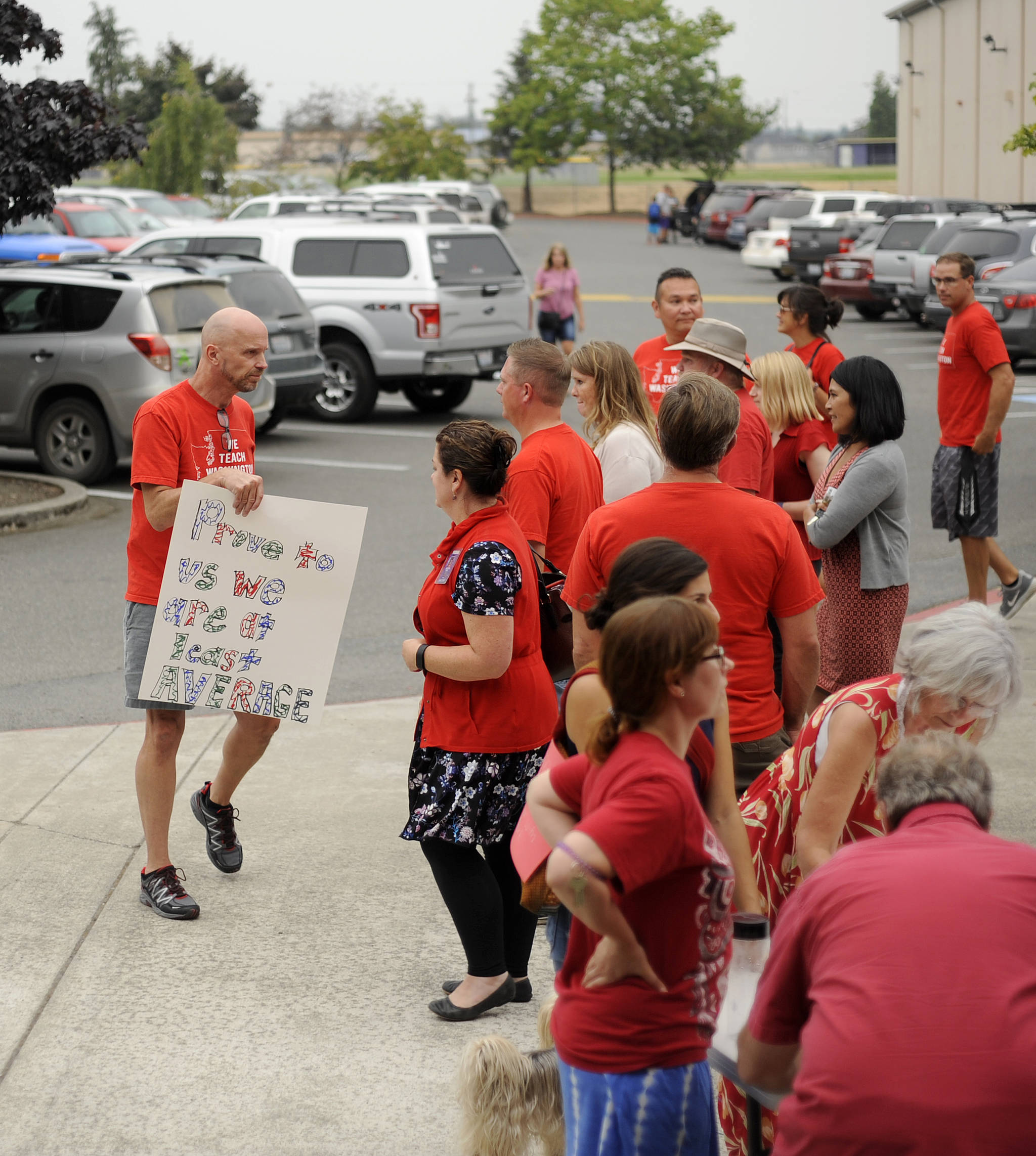 Sequim teachers address board about pay; mediation continues