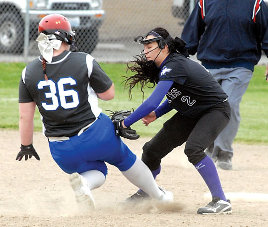 Sequim shortstop Jordan Bentz