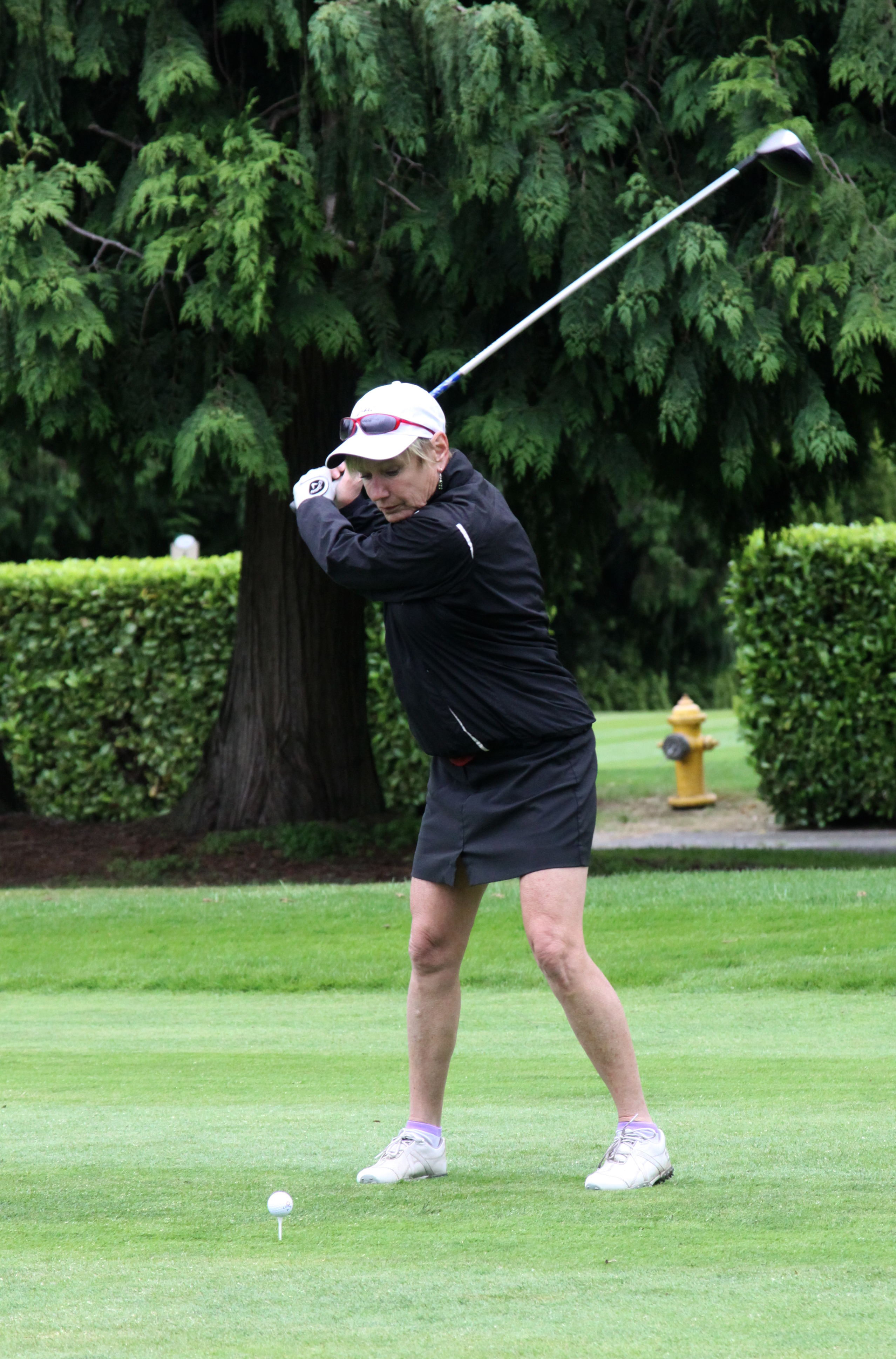 Port Townsend's Wanda Synnestvedt tees off during the Washington State Super Senior Women's Amateur at SunLand Golf & Country Club. Synnestvedt shot 88 Wednesday and finished sixth. (Dave Logan/for Peninsula Daily News)