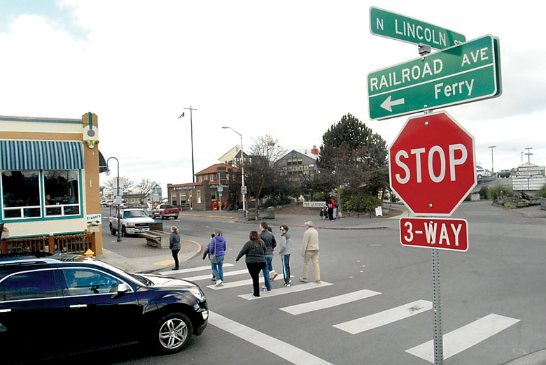 The intersection of Lincoln Street and Railroad Avenue in Port Angeles could be re-engineered as a traffic circle during Phase 3 of the city’s waterfront improvement project. — Keith Thorpe/Peninsula Daily News ()