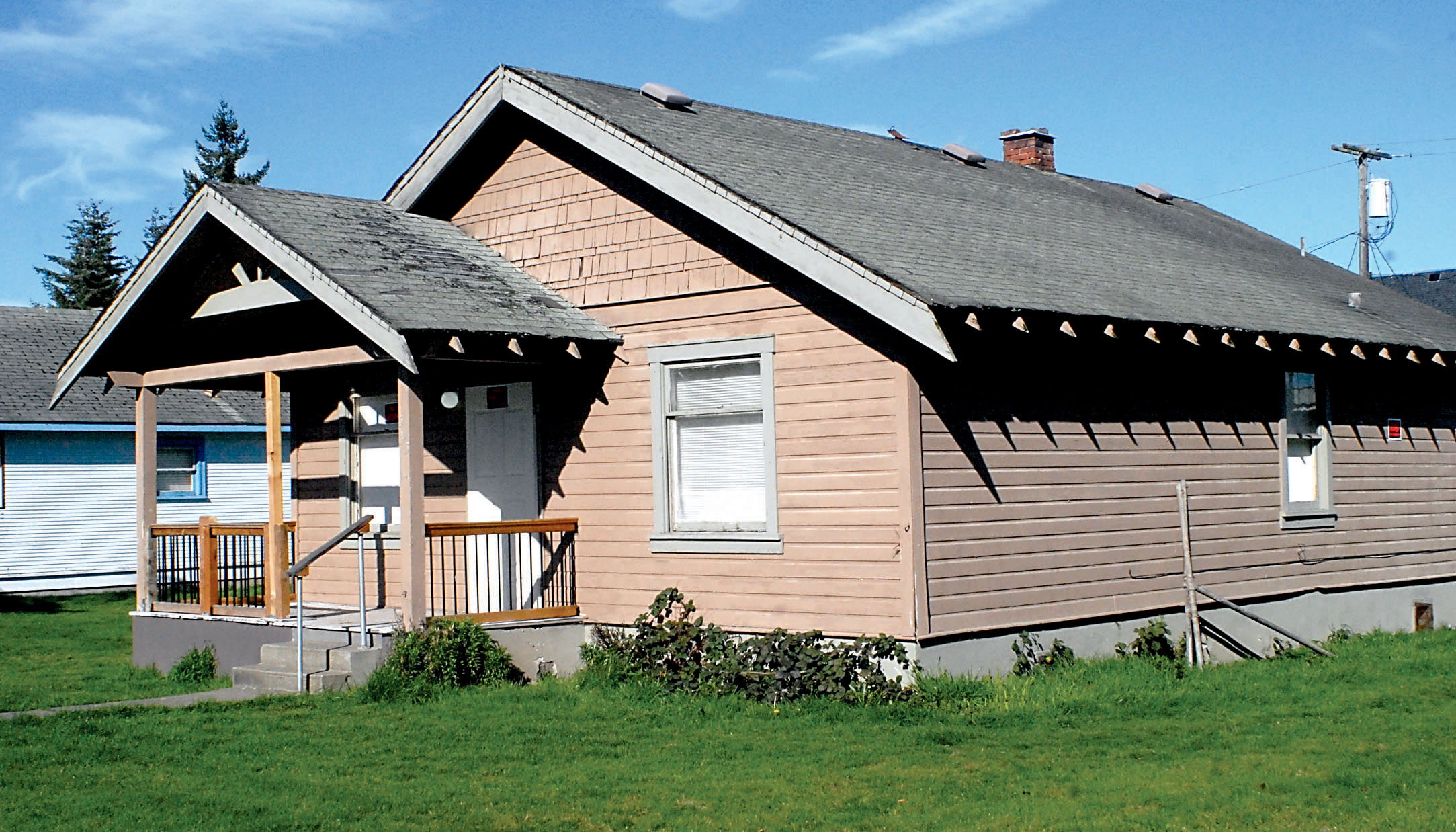 Serenity House's Street Outreach Center at 505 E. Second St. in Port Angeles has been permanently closed because of funding issues. (Keith Thorpe/Peninsula Daily News)