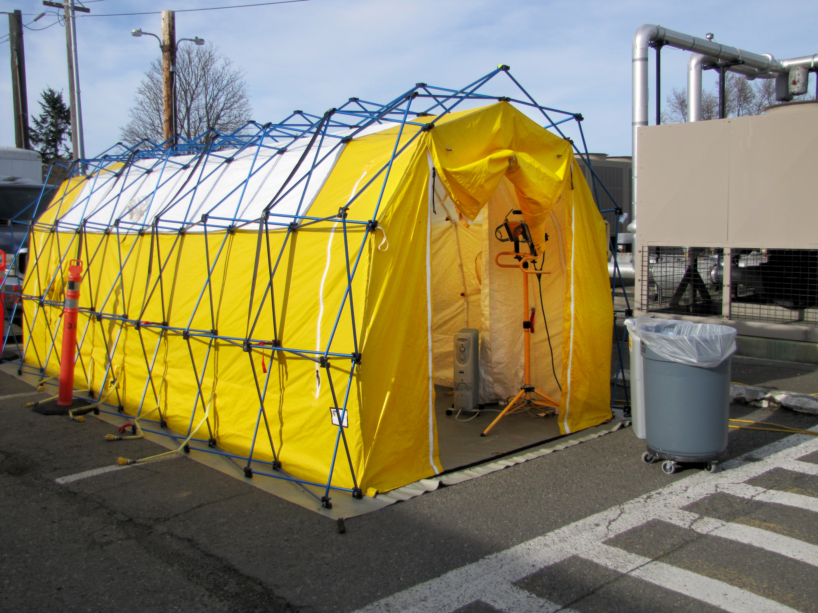 This medical tent with heaters