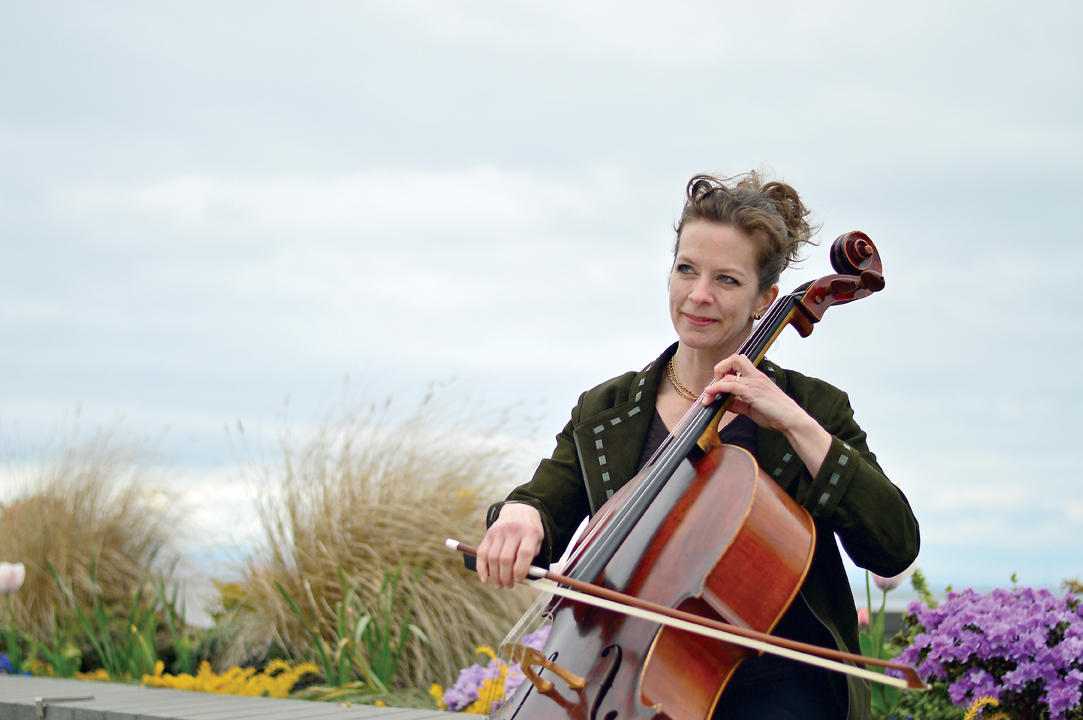 Cellist Traci Winters