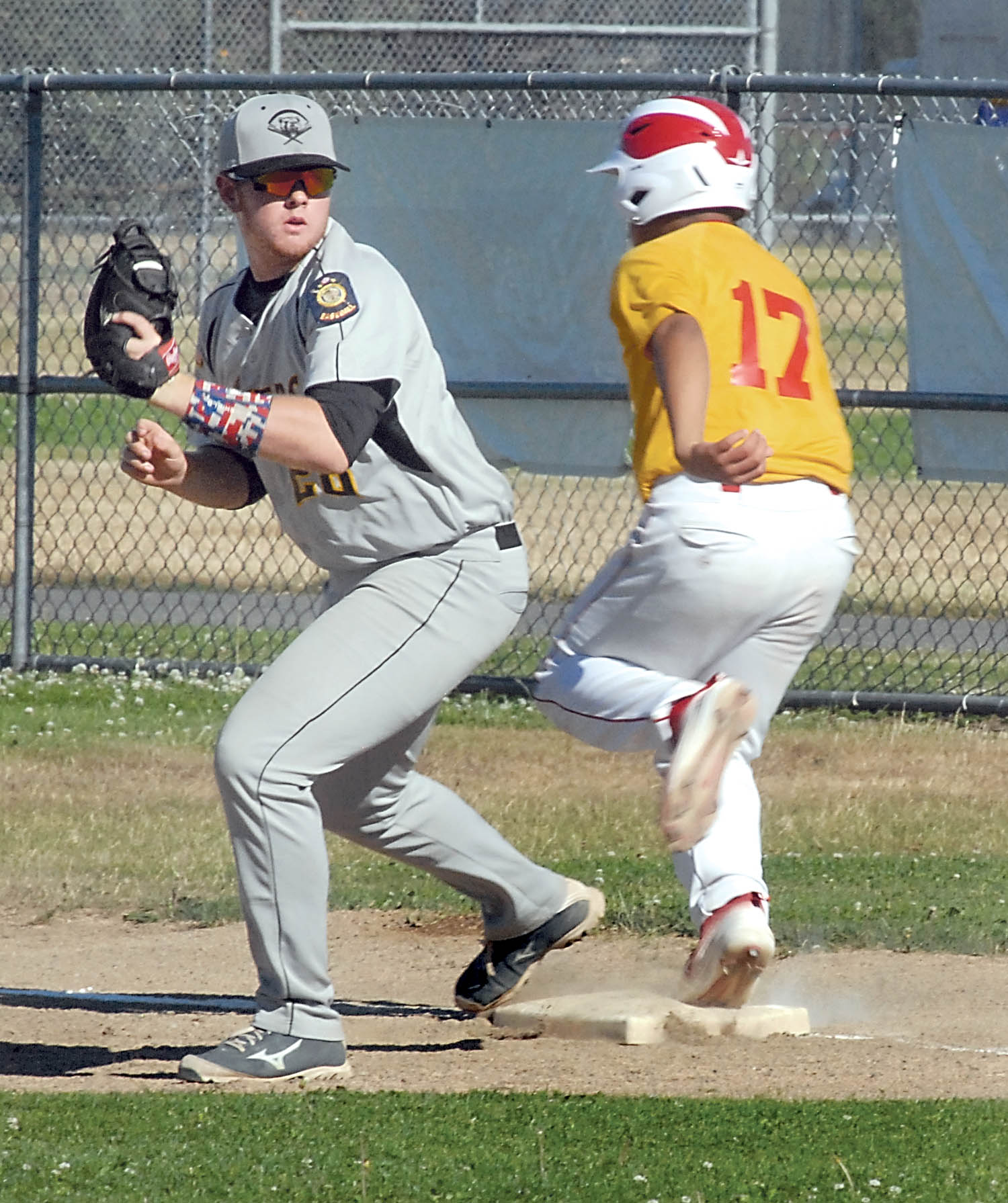 Olympic Crosscutters' first baseman Lane Dotson