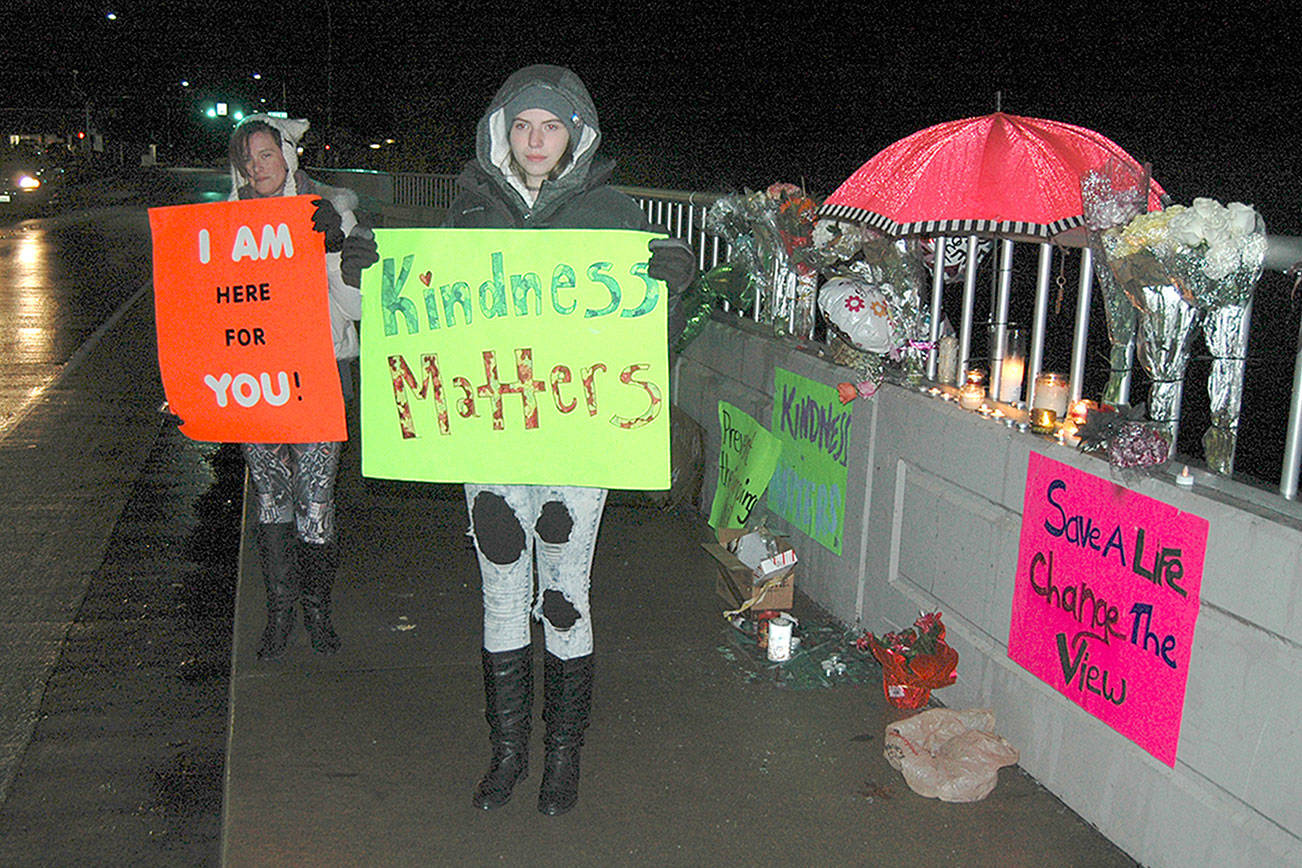 Group on Port Angeles bridges calls for higher fences to prevent suicides