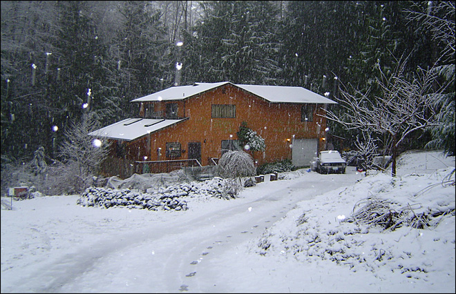 One of the first snows of the current storm occurred in Kitsap County. Send us your North Olympic Peninsula storm photos to moderator@peninsuladailynews.com and we'll post it. Be sure to tell us where and when you took the photo. KOMO-TV