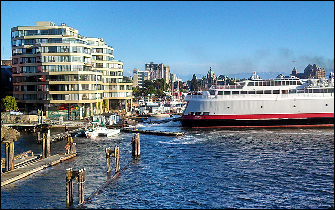 The MV Coho pulls away after backing into a dock in Victoria on Wednesday night. KOMO News via CIVI-Victoria