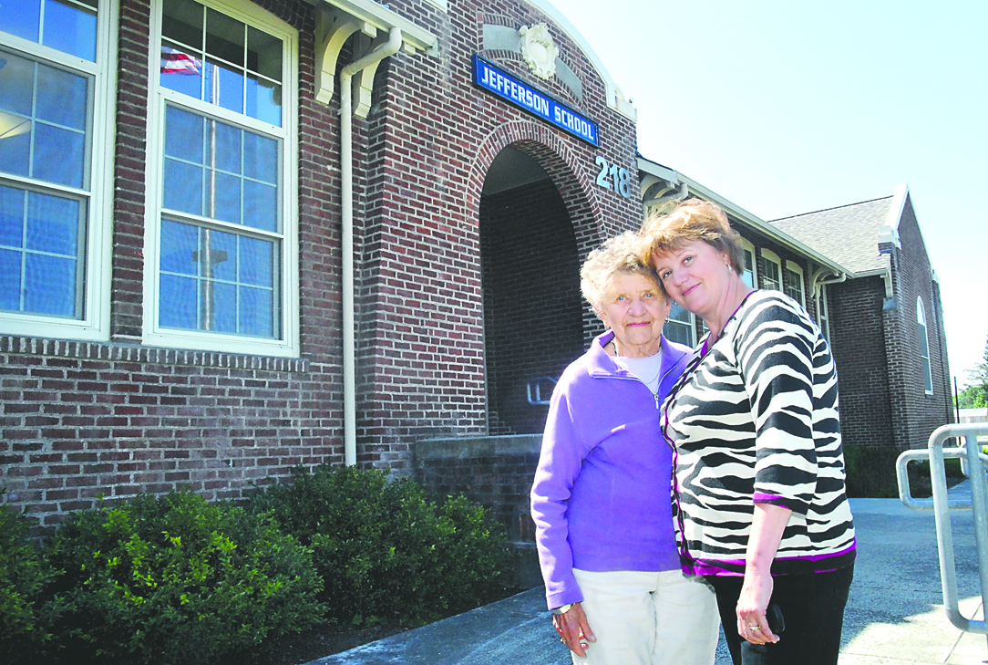 Former Jefferson Elementary School student Margie Faires