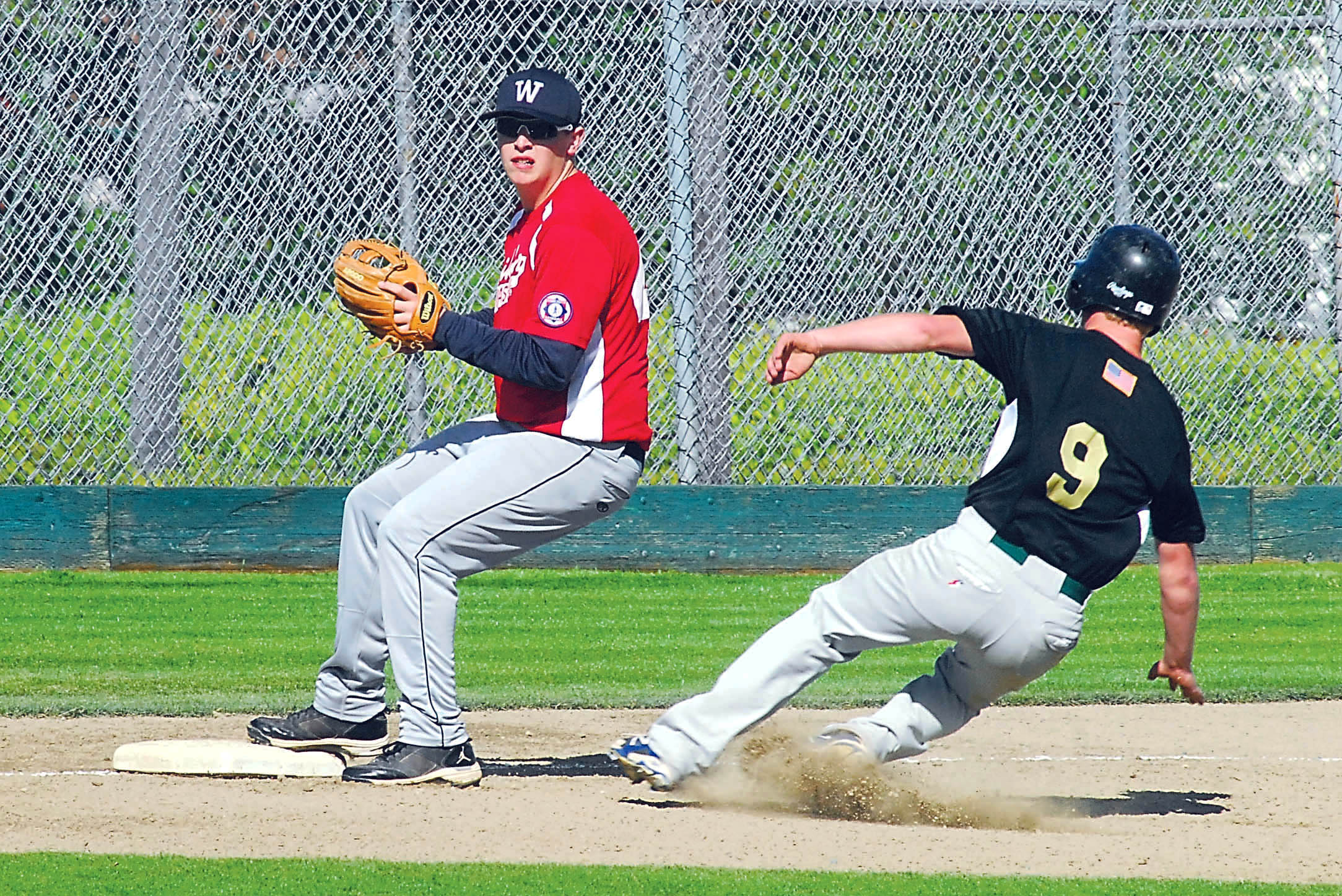 Wilder third baseman Travis Paynter