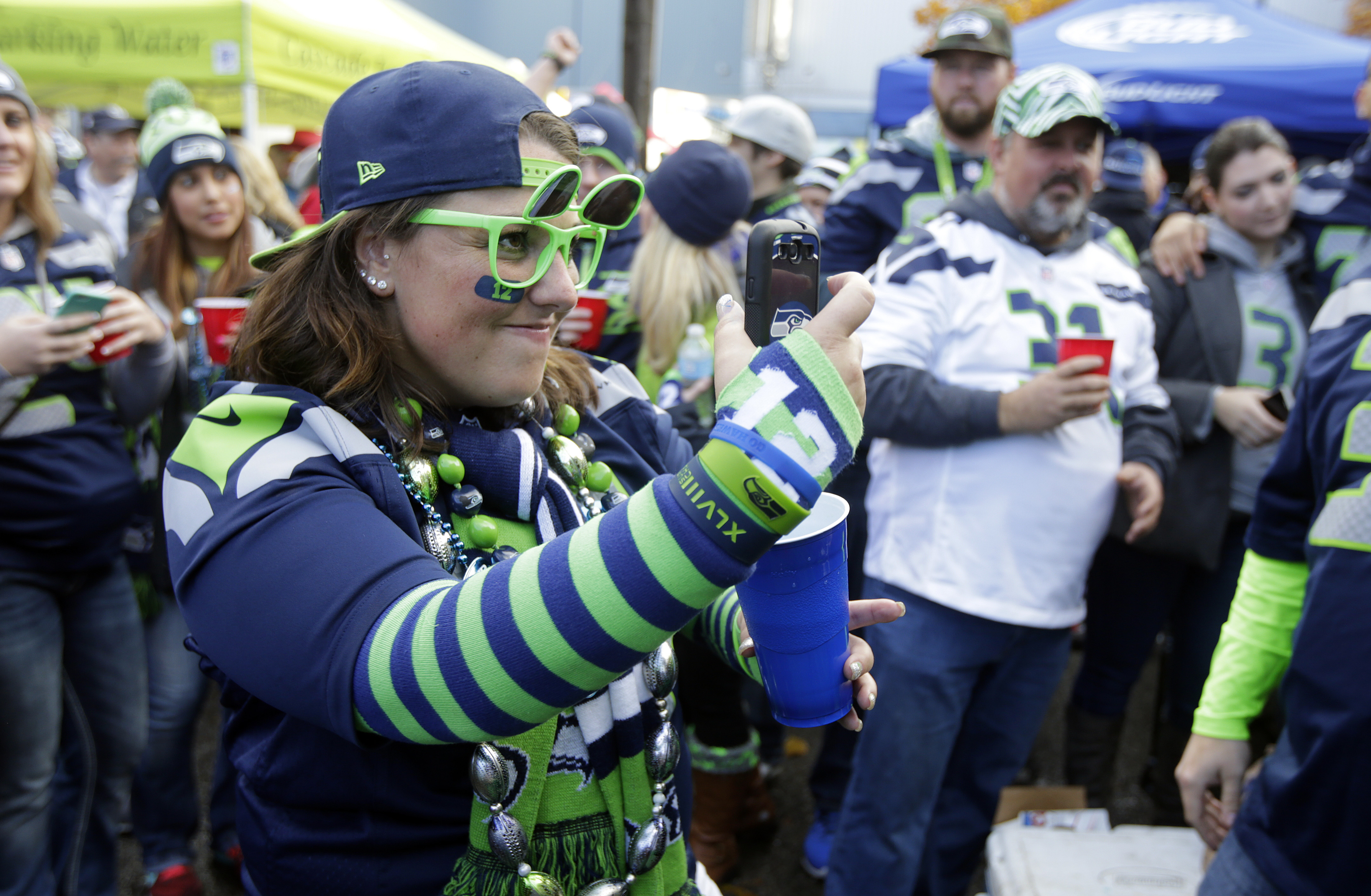 The Pride of the PNW: Seattle Seahawks and Their Supporters - Ticketmaster  Blog