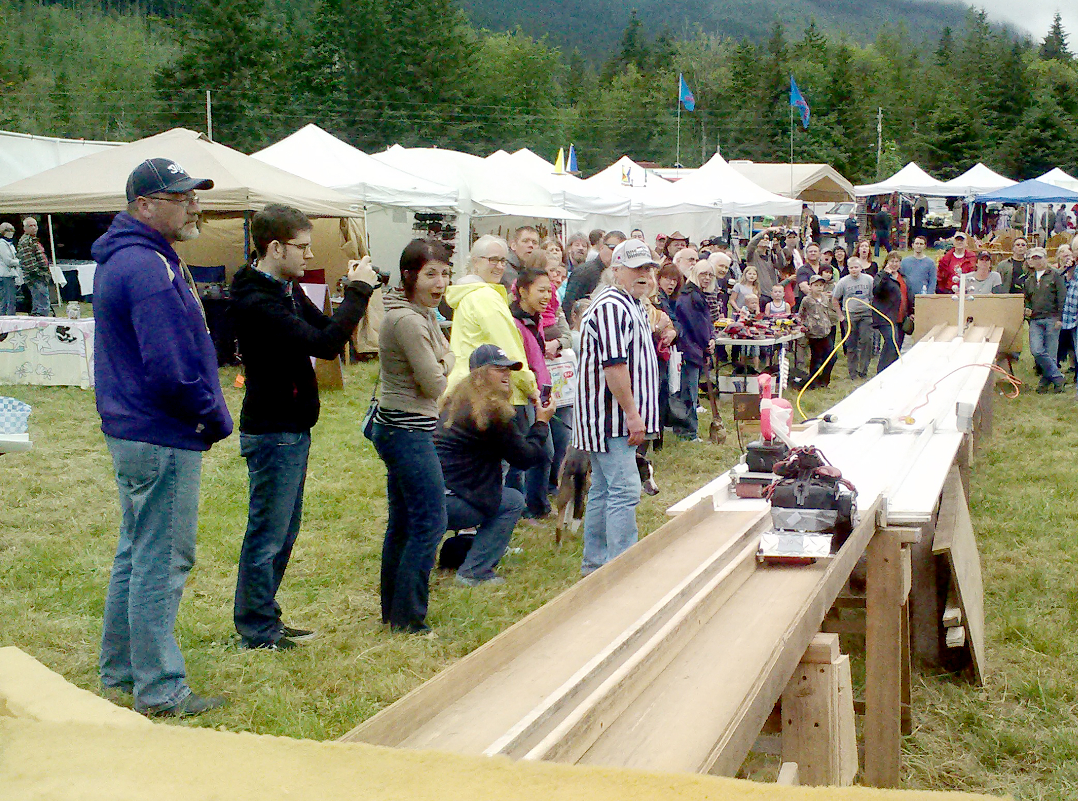 One of the belt sander heats during racing at Saturday’s Brinnon ShrimpFest.  — Photo by Laura Lofgren/Peninsula Daily News