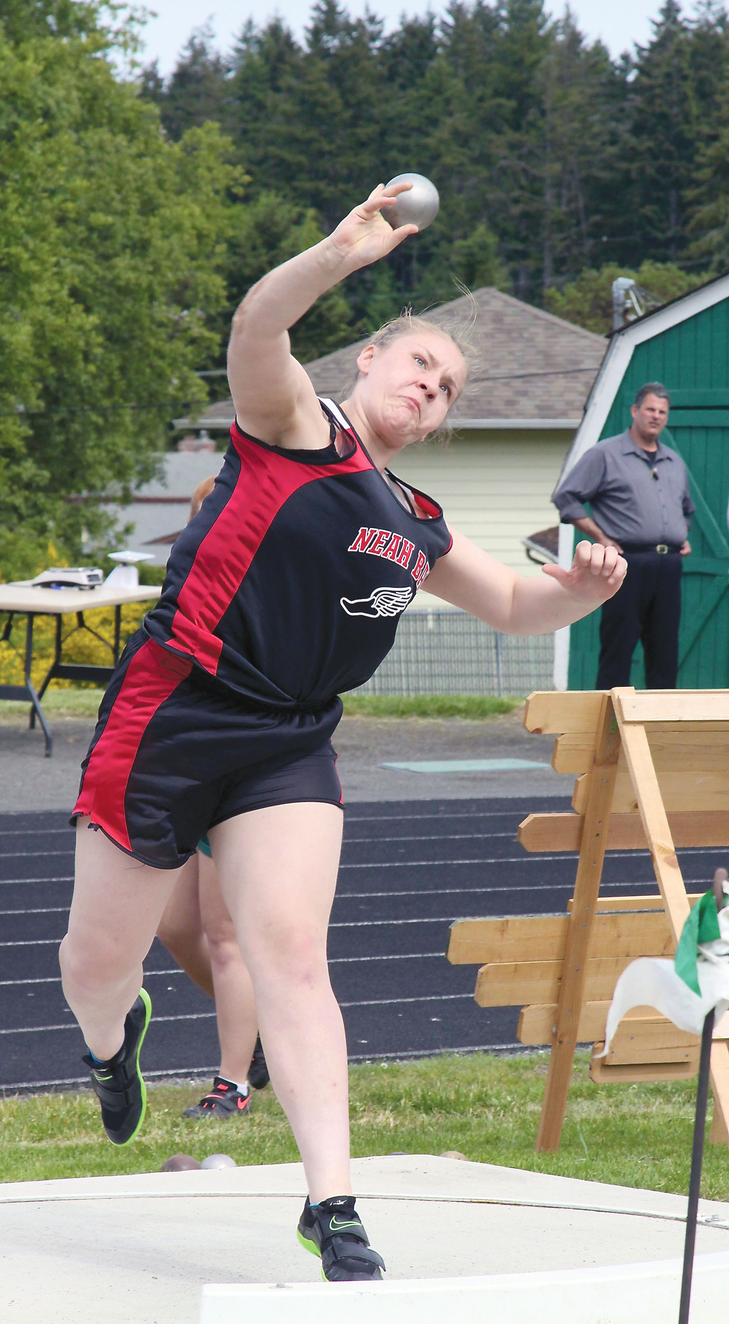 STATE TRACK AND FIELD: Neah Bay, Clallam Bay and Crescent eye titles at 1B meet; Port Townsend and Forks ready for 1A meet