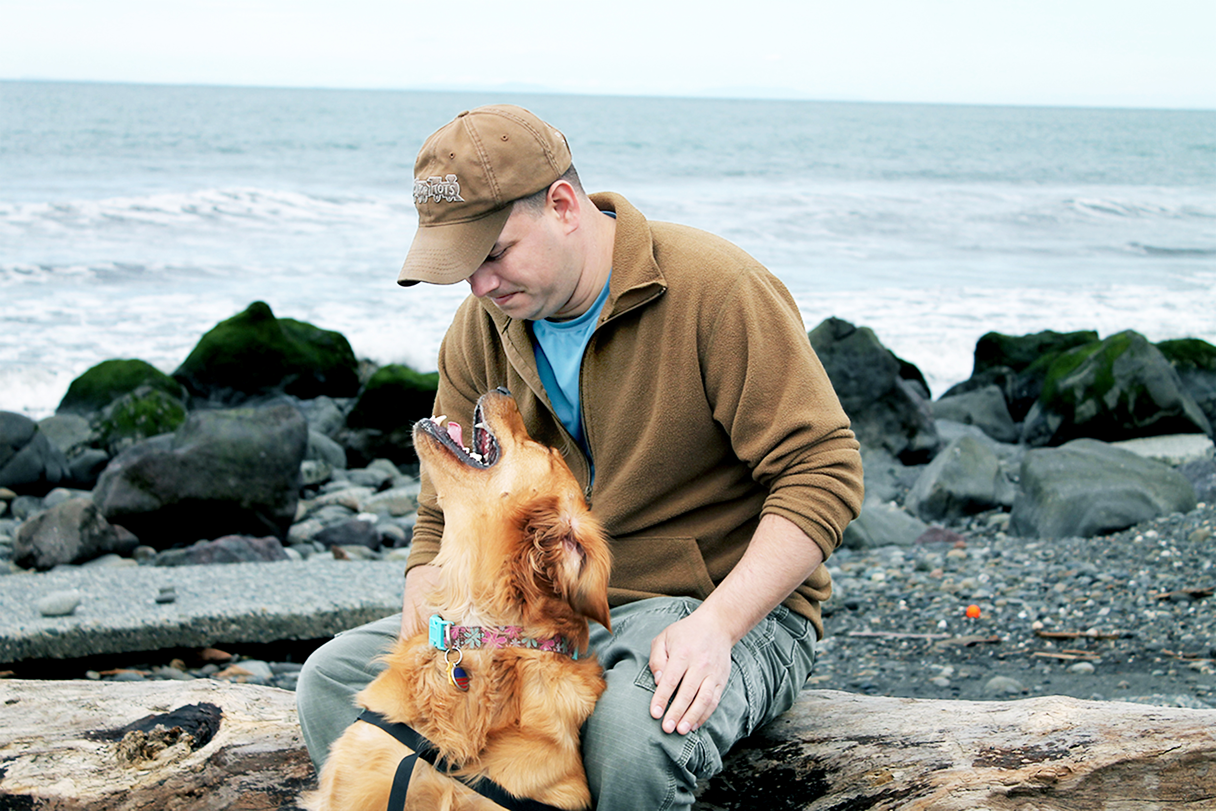 Northwest Veterans Resource Center service officer and former Marine Jake Fish and Megan share a moment.