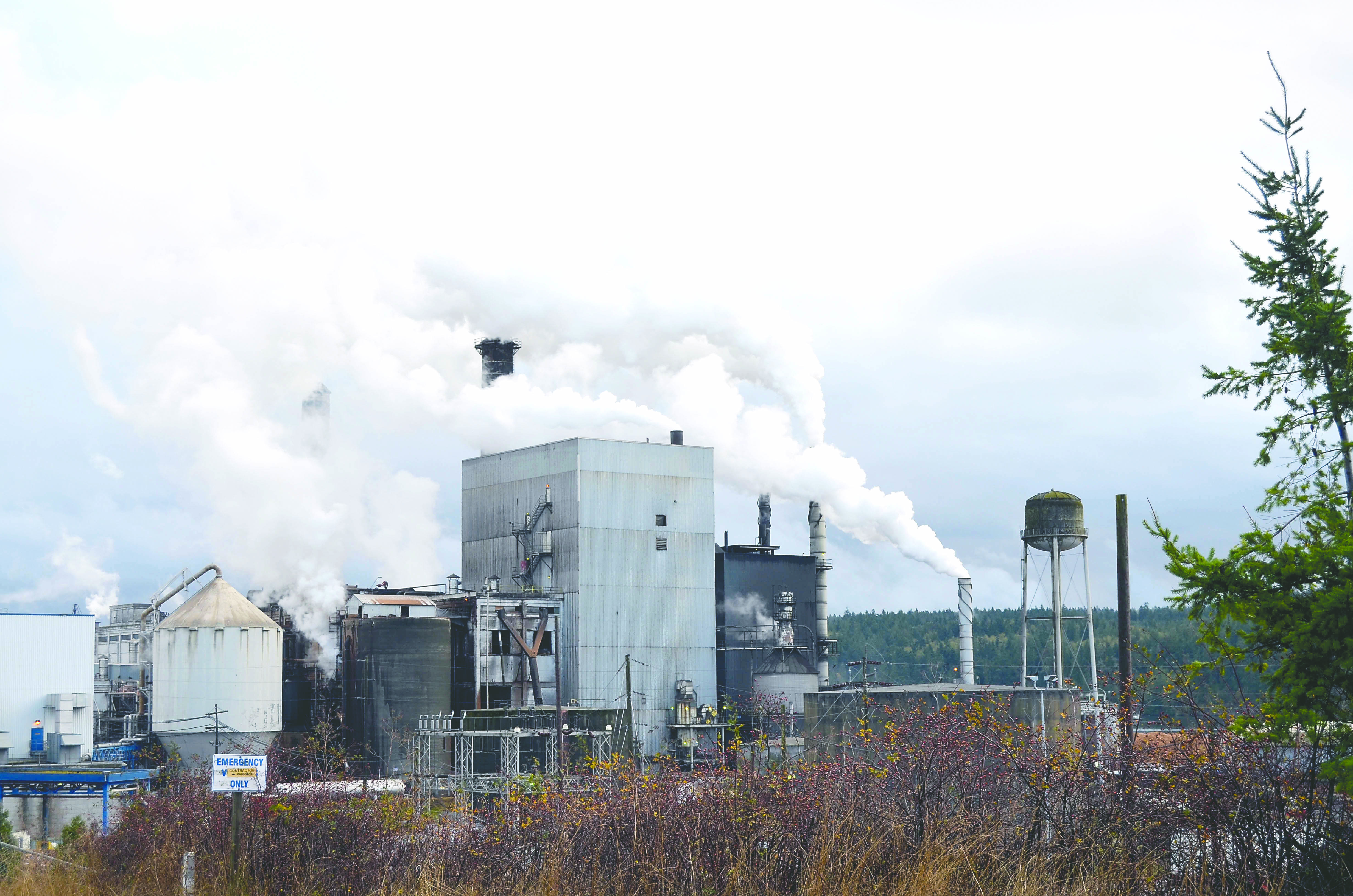 The Port Townsend Paper Corp. has been permitted to add two pulp refiners. — Charlie Bermant/Peninsula Daily News