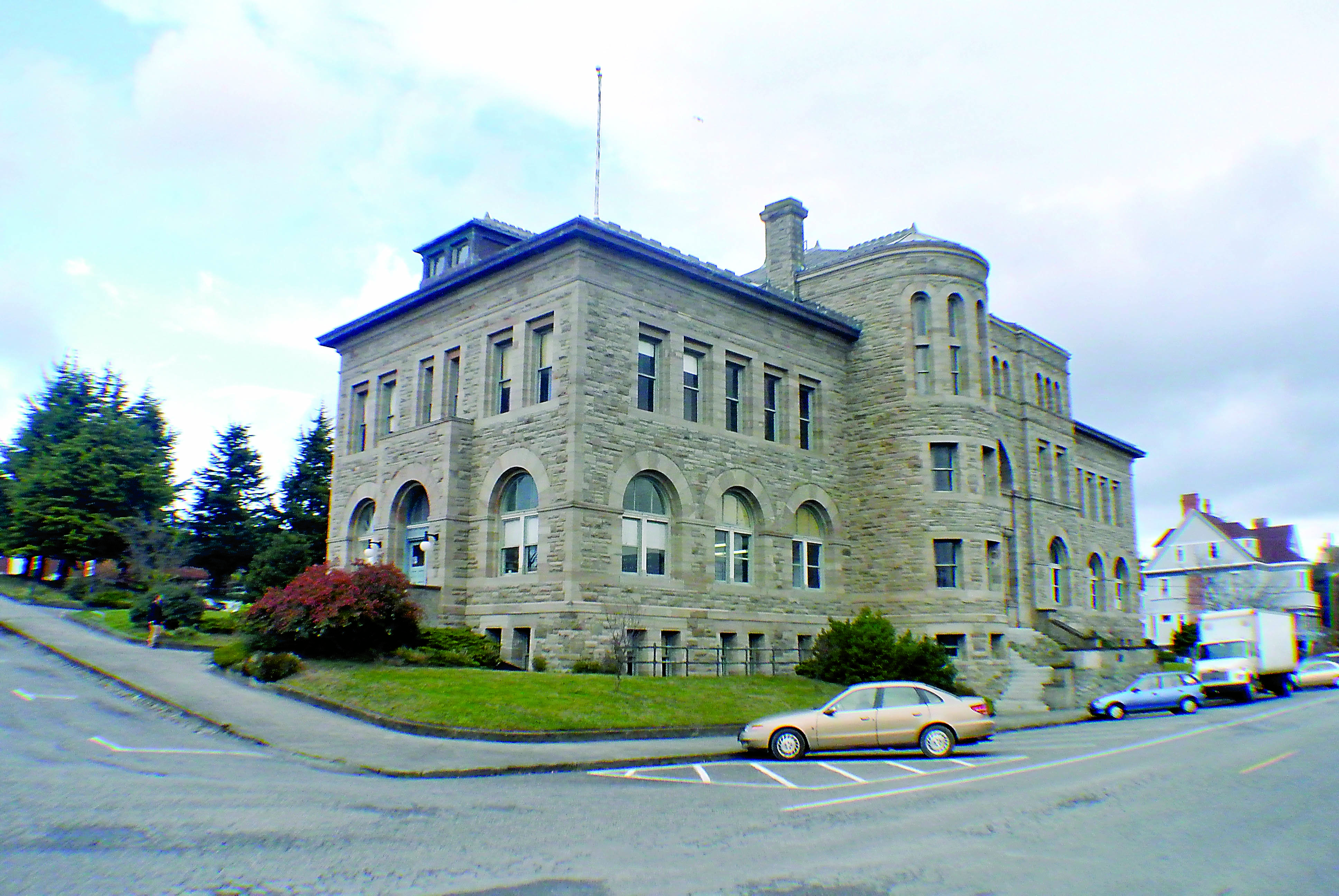 The Customs House at 1322 Washington St.