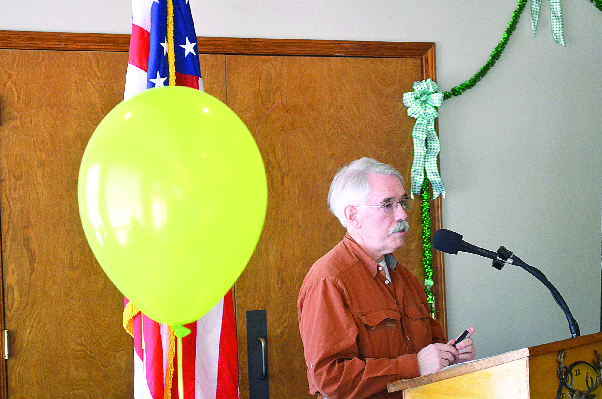 Port Townsend Mayor David King addresses a Jefferson County Chamber of Commerce audience on Monday.  -- Photo by Charlie Bermant/Peninsula Daily News