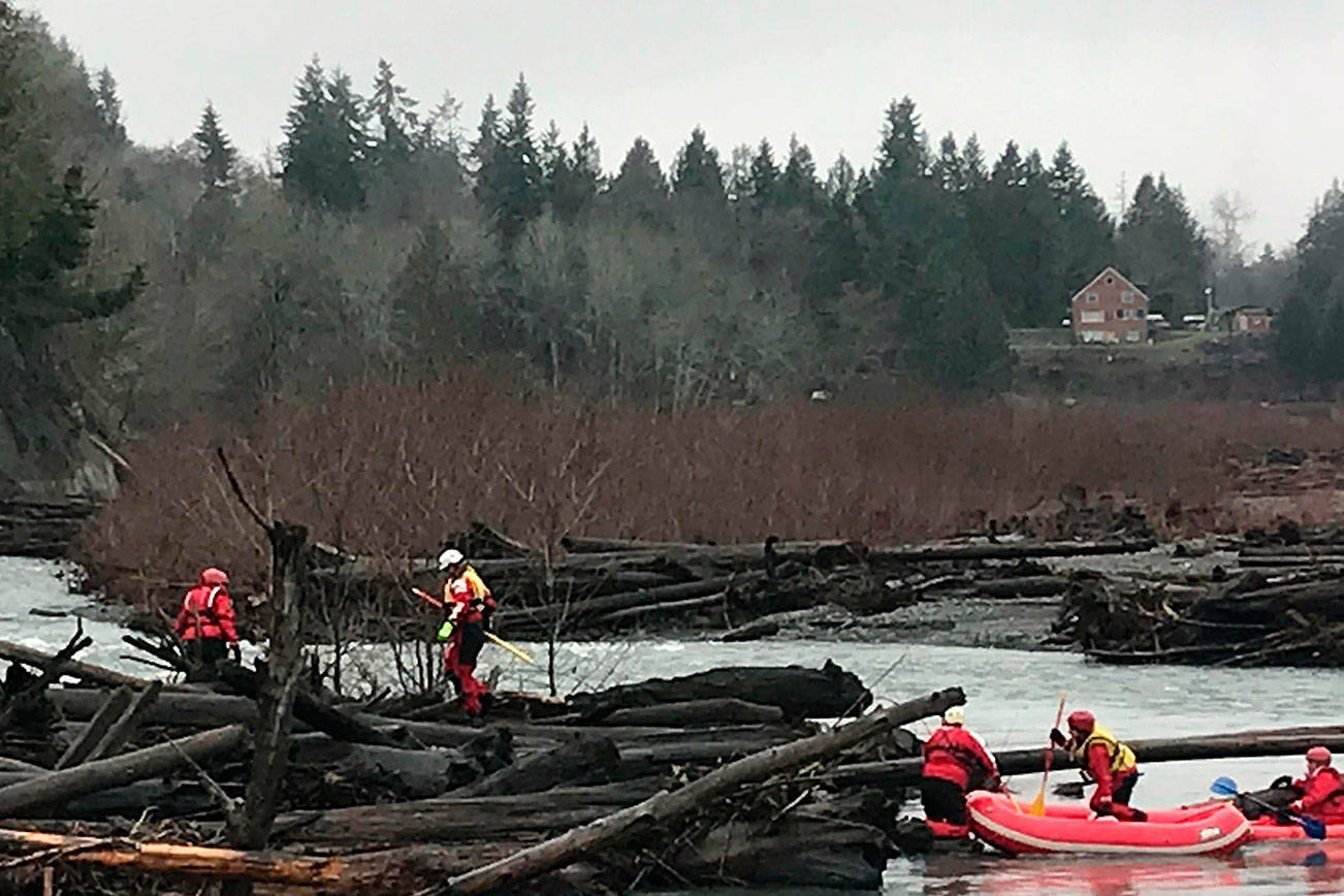 Officials: Elwha River searched for Sequim woman believed to have jumped from bridge