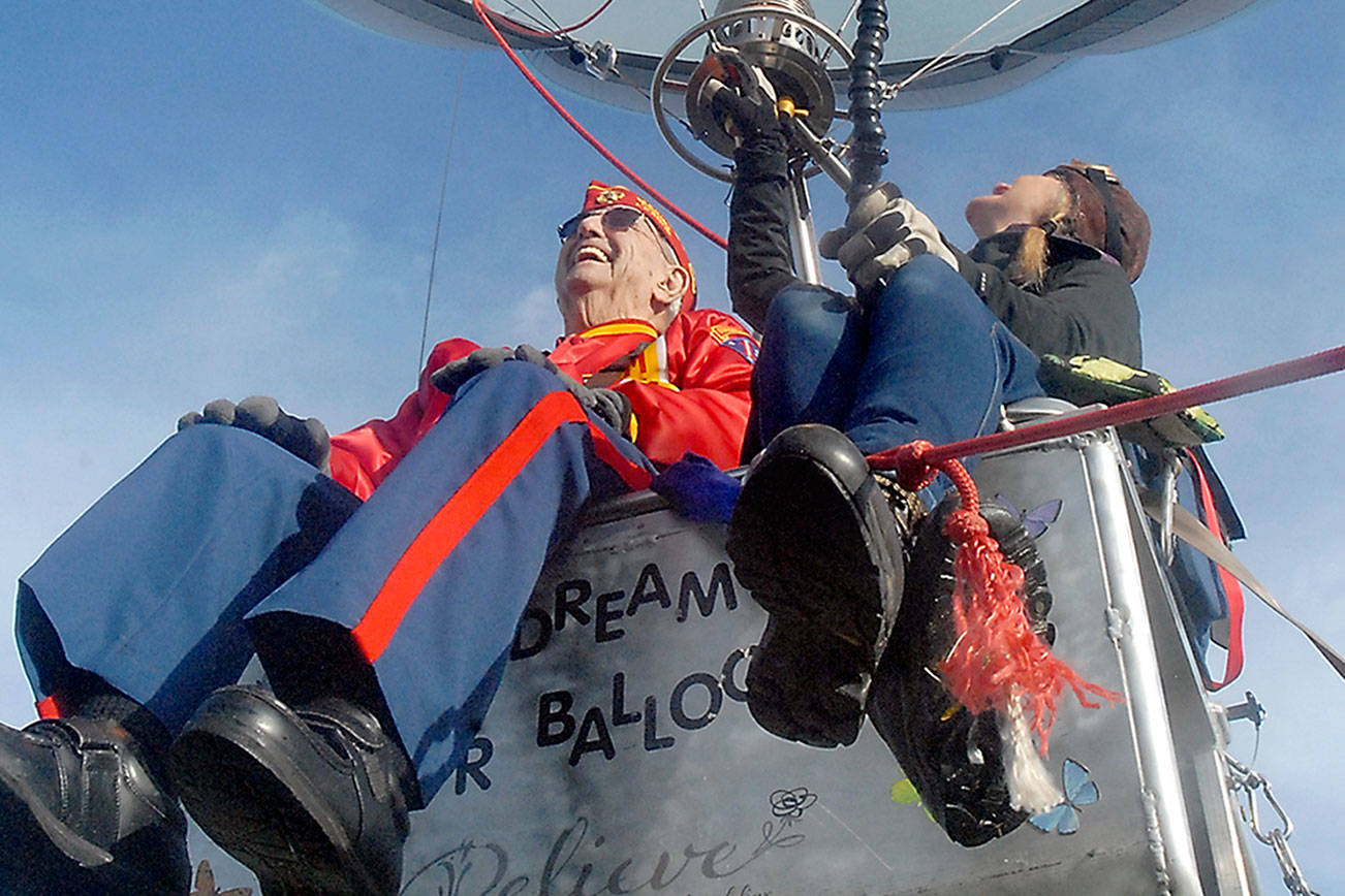 Last on the bucket list: World War II veteran gets birthday balloon ride in Sequim