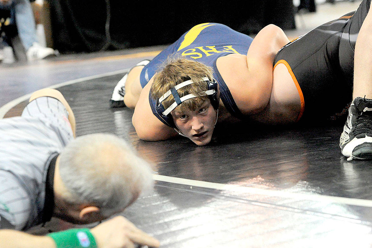 WRESTLING: Sequim’s Pierson finishes second at Mat Classic; Forks boys fourth as a team