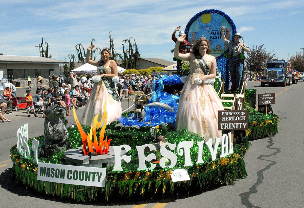 PHOTO GALLERY Thousands parade for Sequim Irrigation Festival