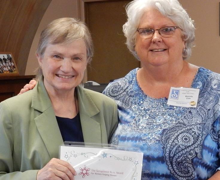 The 2018 Ruby Award winner Patty Vaughan with Soroptimist Rhonda Cole.