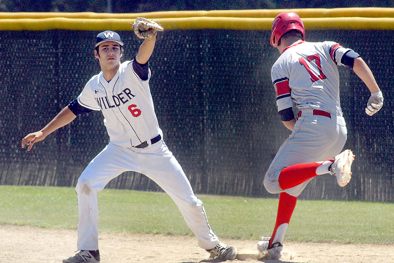 WILDER: Wilder Senior splits doubleheader