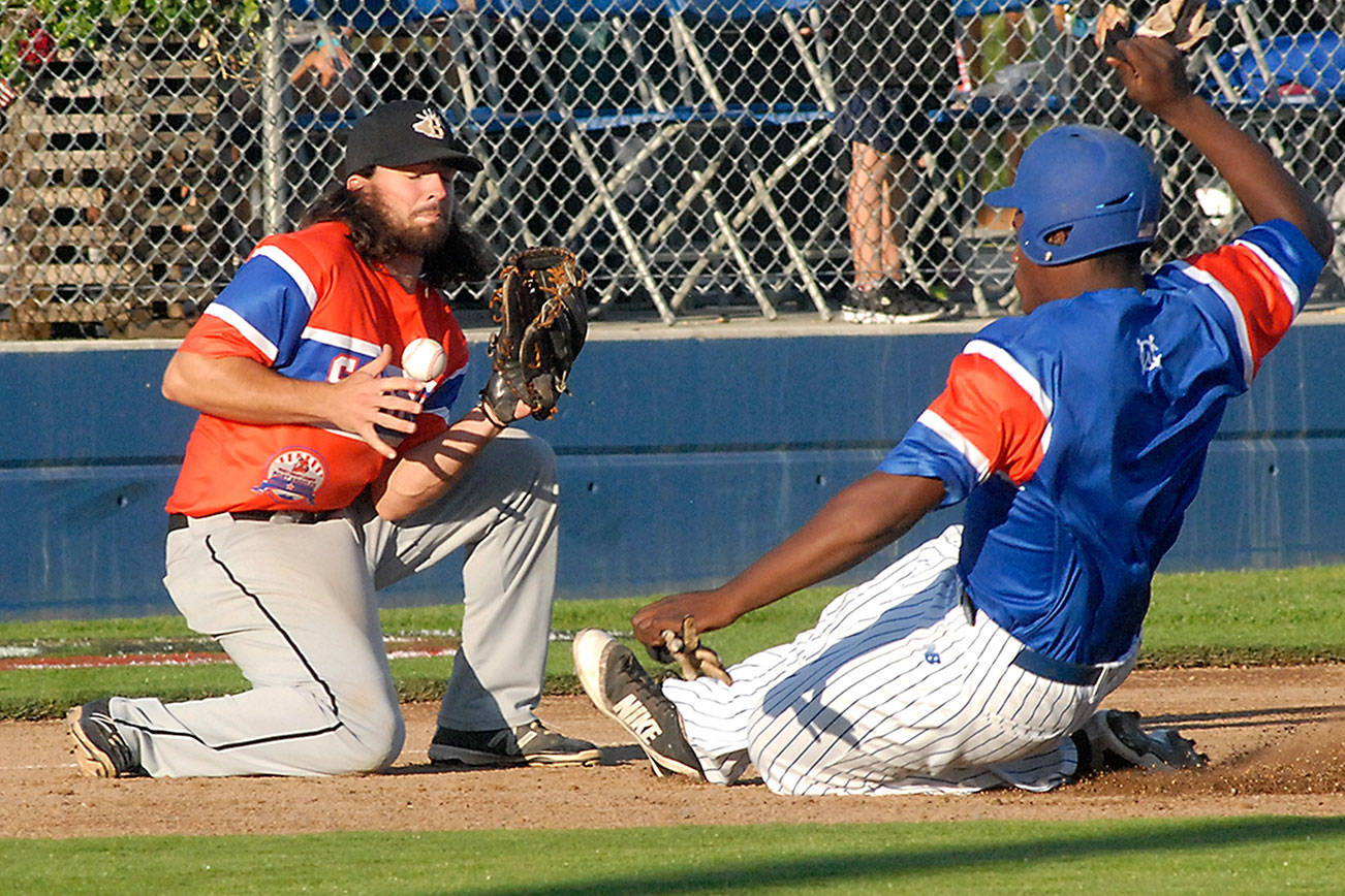 LEFTIES: Hometown heroes lead North to West Coast League All-Star Game win