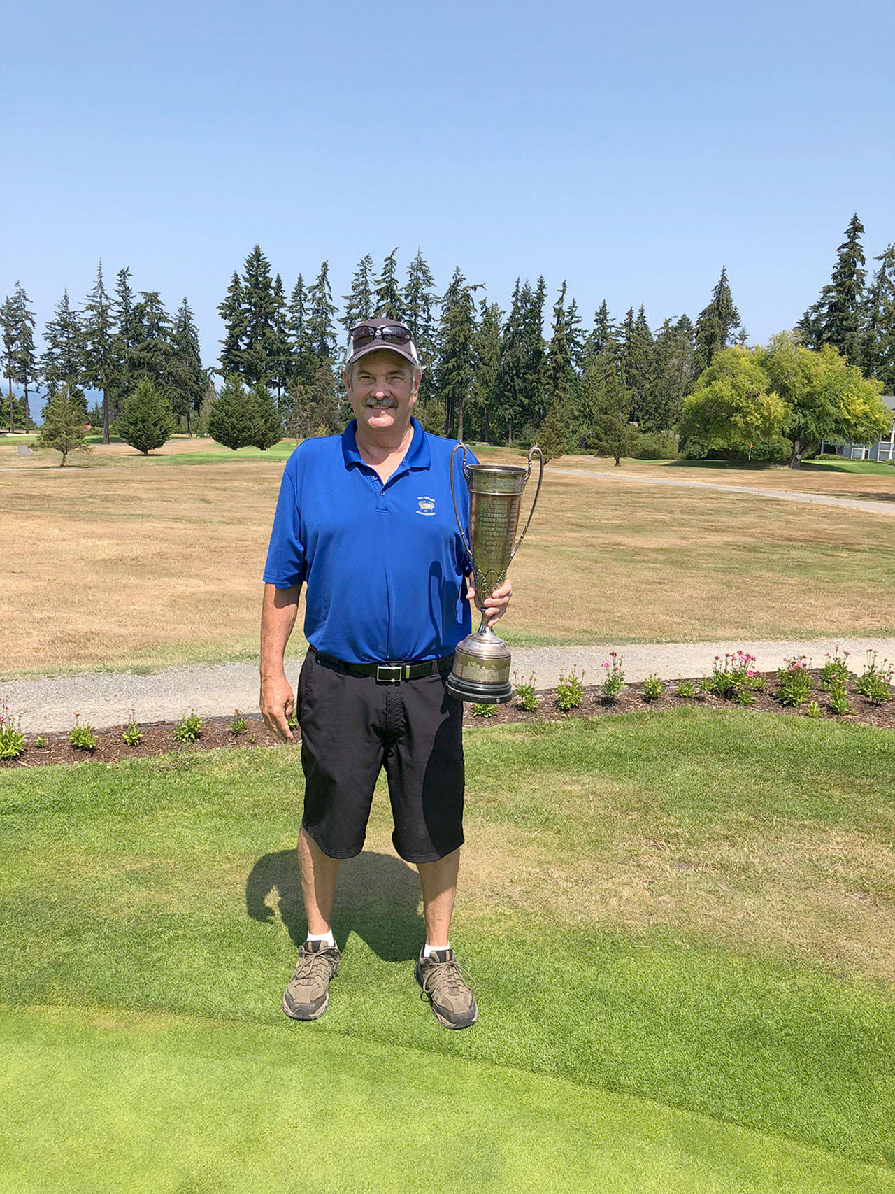 Peninsula Golf Club’s Gary Thorne edged fellow member Mark Mitrovich by one stroke for the course’s Men’s Club Championship, shooting a gross score of 3-under-par 141 to win the title for a third time.                                Peninsula Golf Club’s Gary Thorne edged fellow member Mark Mitrovich by one stroke for the course’s Men’s Club Championship, shooting a gross score of 3-under-par 141 to win the title for a third time. (Peninsula Golf Club)