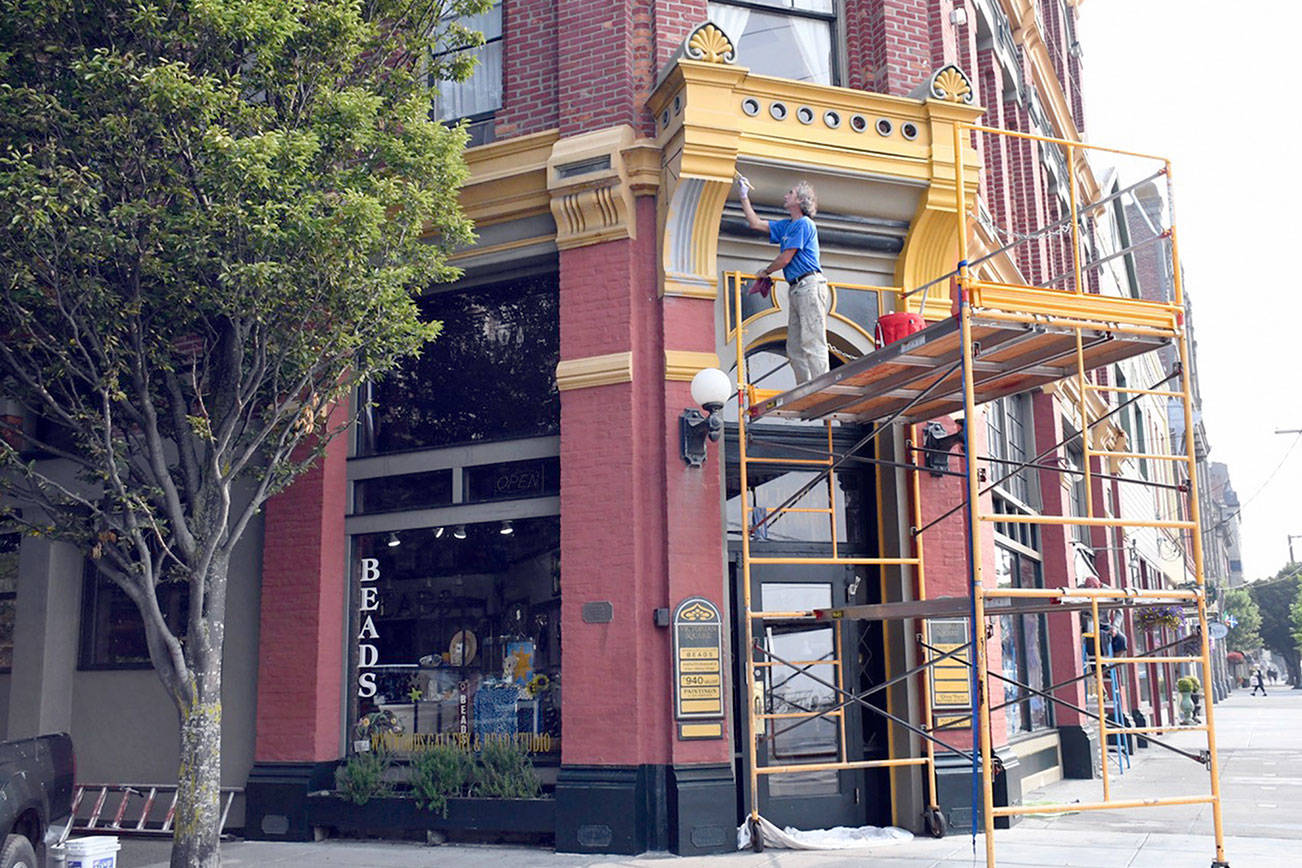 PHOTO: Port Townsend building gets a brush-up