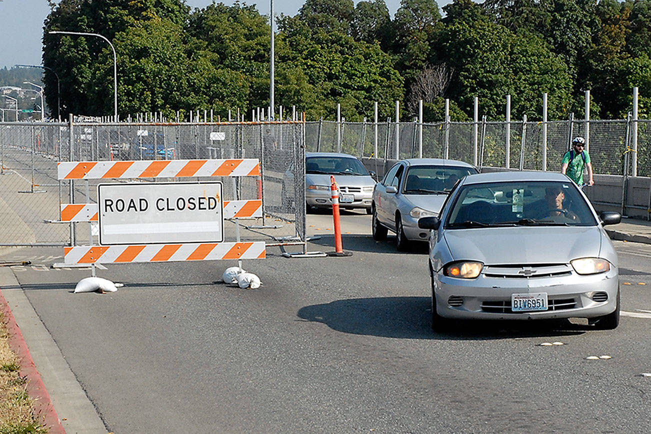 Higher fence to go up soon: Port Angeles suicide barrier to be ‘very difficult to climb’