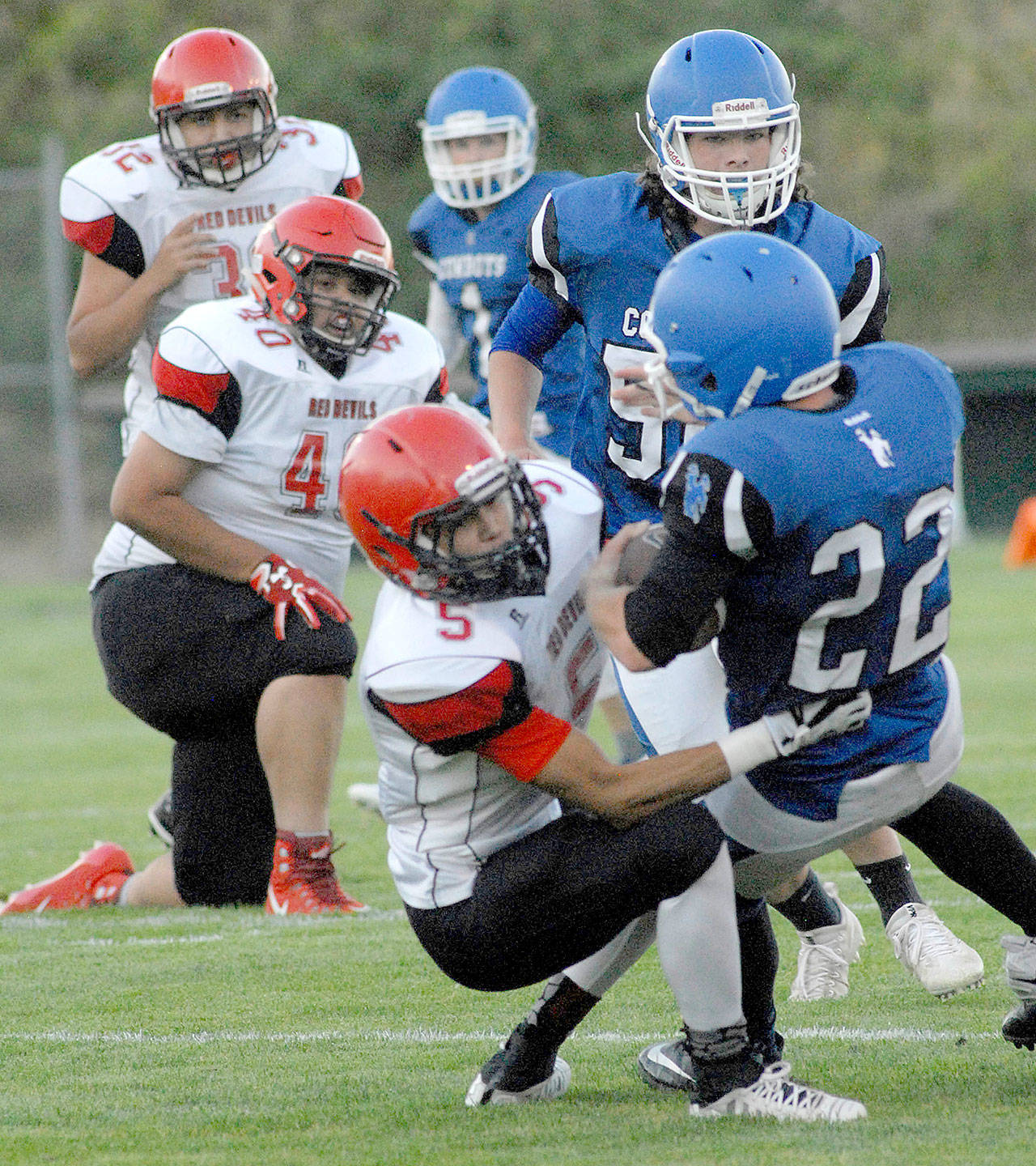 Keith Thorpe/Peninsula Daily News Linebacker Colton Cummins (5) is expected to be a big part of Neah Bay’s usual tough defense.