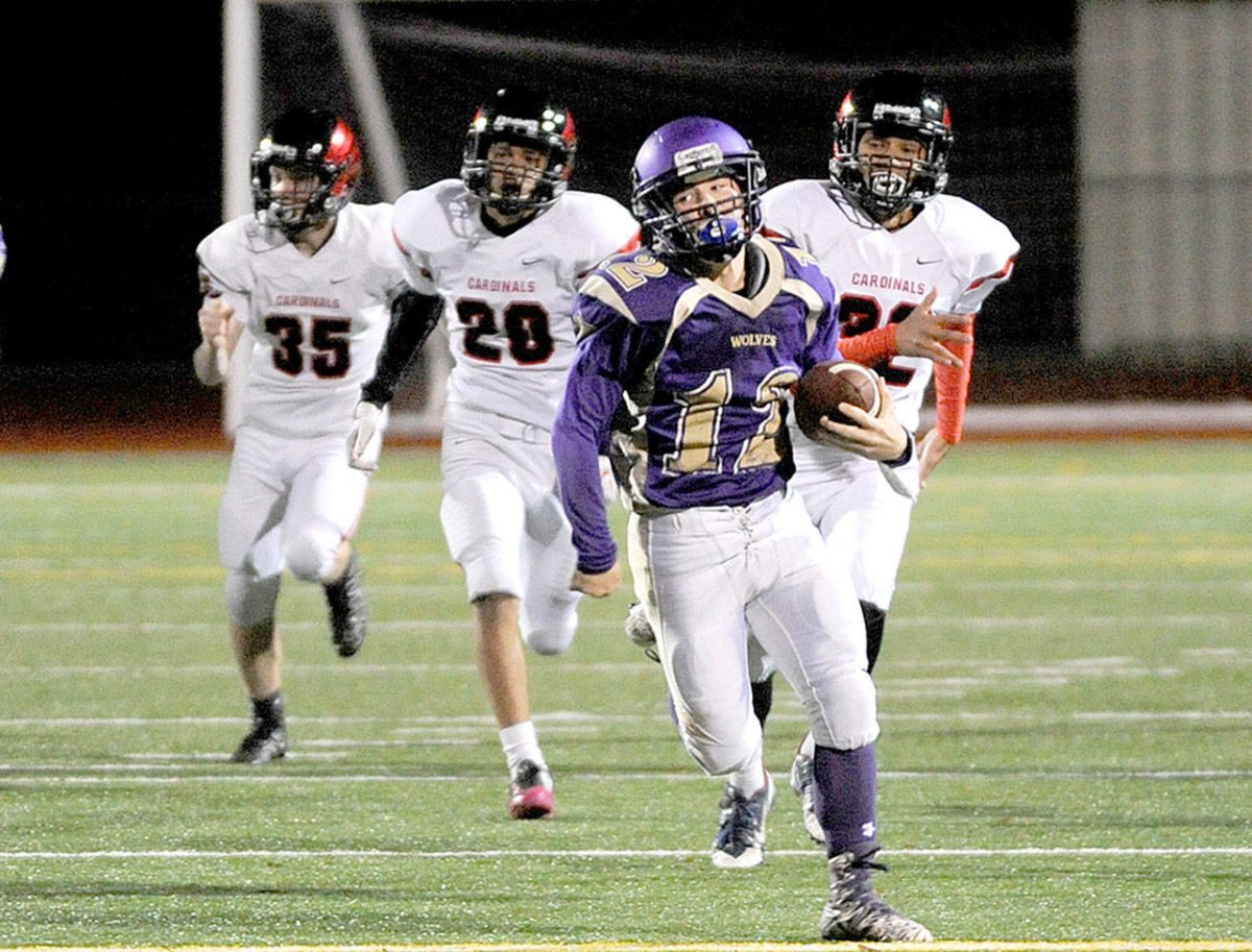 DISTRICT FOOTBALL: Sequim survives and advances to state for first time ...