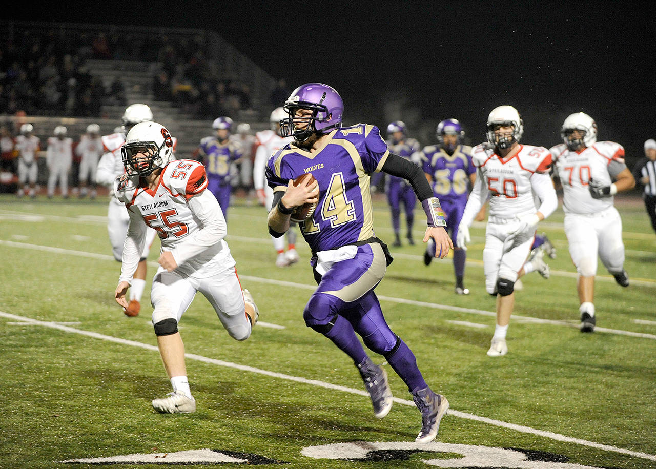 FOOTBALL: Sequim’s Riley Cowan is Olympic League 2A MVP; Wolves, Riders ...