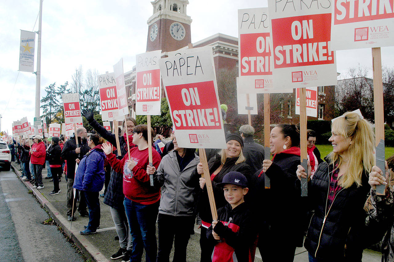 School strike ends in PA; paraeducators, district come to agreement