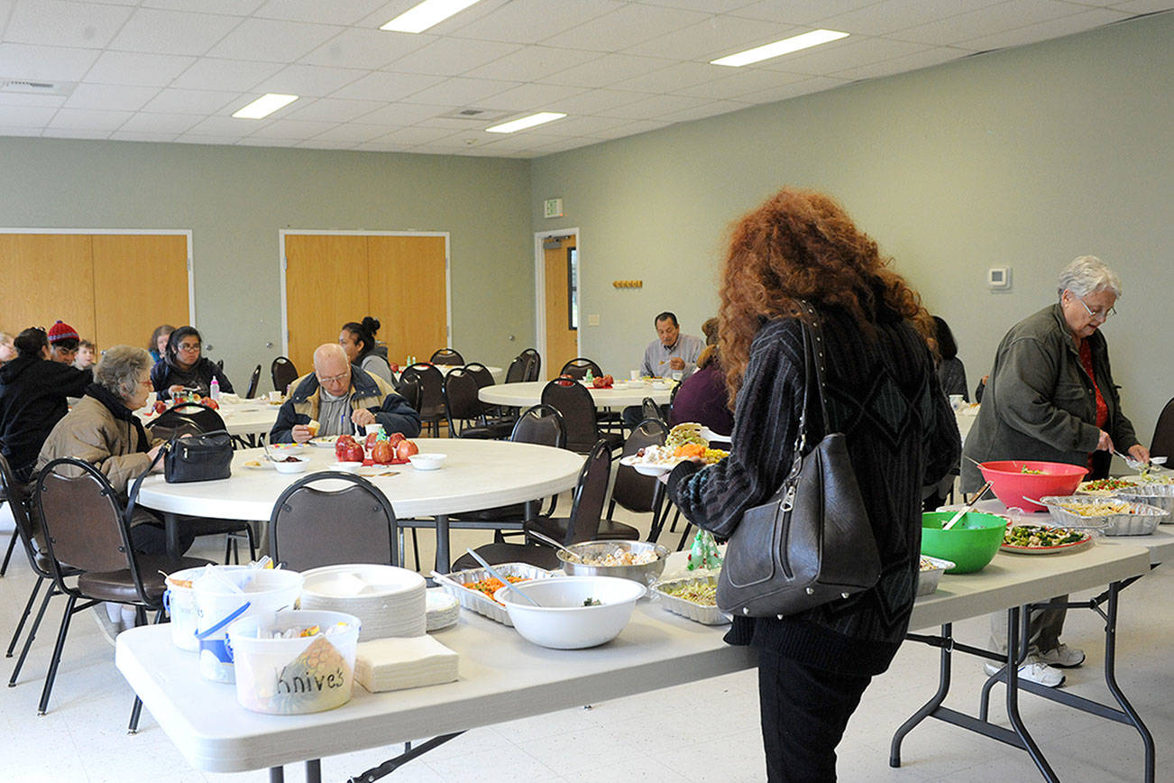 PHOTO: Forks dishes up ‘Feed the 5,000’ dinner