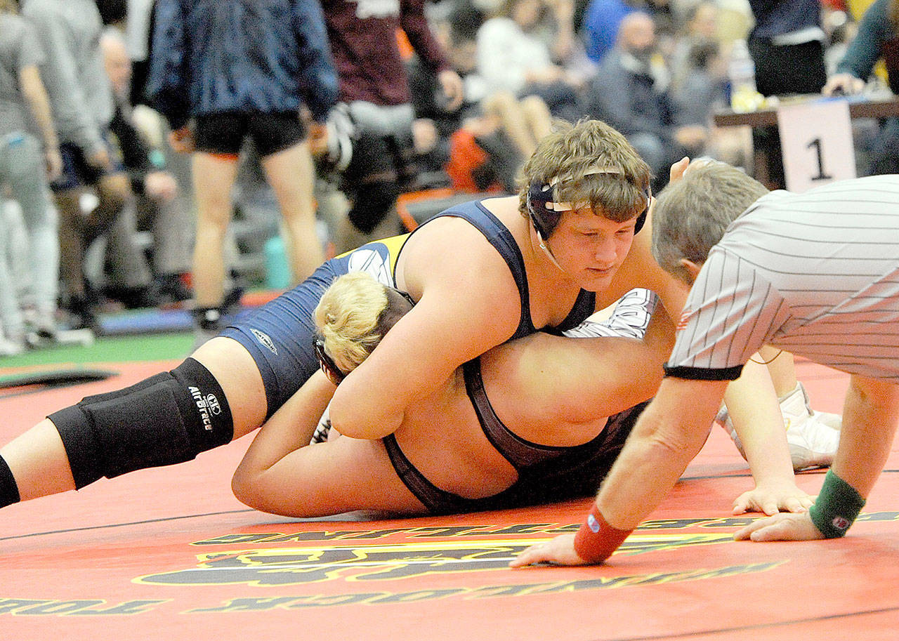 Lonnie Archibald/for Peninsula Daily News Luke Dahlgren winning a match earlier this year at Centralia. Dahlgren won the 285-pound 1A weight division at the Mat Classic late Saturday night.